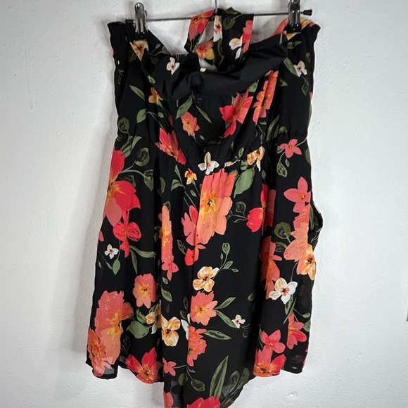 Floral Print Halter Romper - Large - Bright, Vibrant Summer Style - Picture 12 of 12